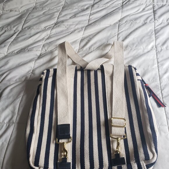 Clare V Mariner Backpack with red lips - Picture 7 of 7